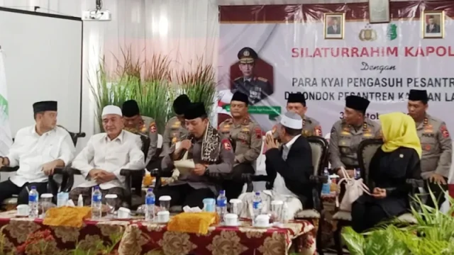 Kapolri Jenderal Berkunjung ke Pondok Kauman Lasem